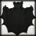 Ponczo nietoperz XLXXL Leg Avenue gothic 9.jpg