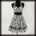 Sukienka Pin Up Punk Hearts &amp; Roses XL czaszki biało czarna.jpg