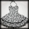 Sukienka Pin Up Punk Hearts &amp; Roses XL czaszki biało czarna6.jpg