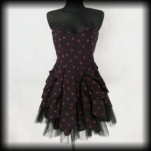 Sukienka Punk Gothic M/L Dead Threads w czaszki
