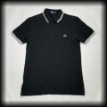 Polo Fred Perry M czarne z białą lamówką.jpg