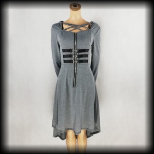 Sukienka S/M dzianinowa gorsetowa z kapturem