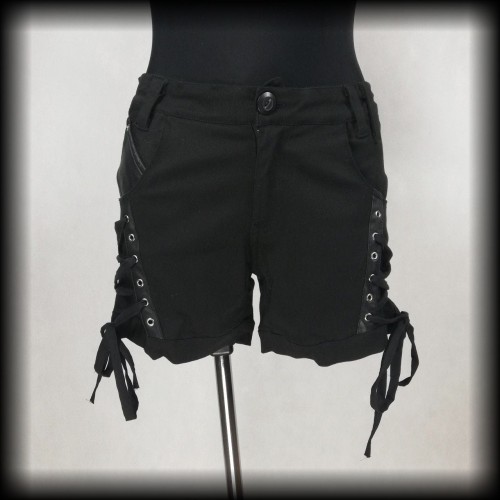 Spodenki Vixxsin M Punk Gothic gorsetowe.jpg