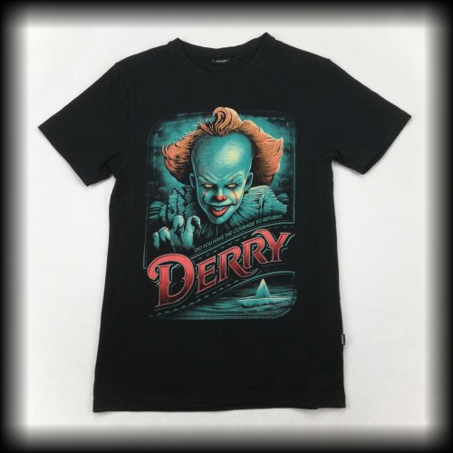 Koszulka To w Derry S horror Stephen King.jpg
