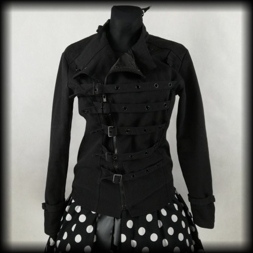 Kurtka goth punk Banned SM klamry i nity.jpg