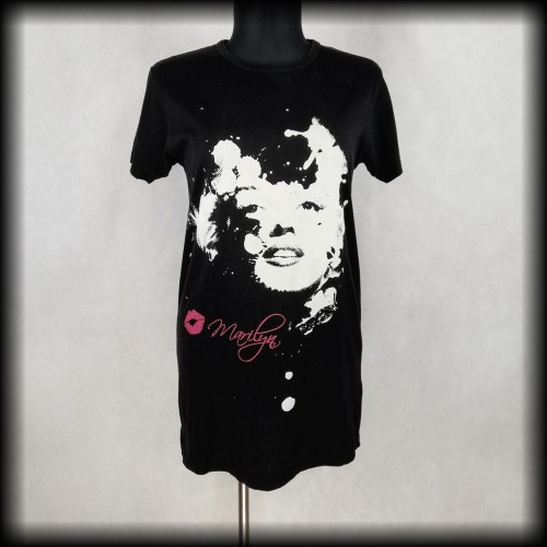 Sukienka mini Marilyn Monroe M koszulkowa oversize.jpg