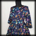 Sukienka Retro Lindy Bop ML motyle i kwiaty4.jpg