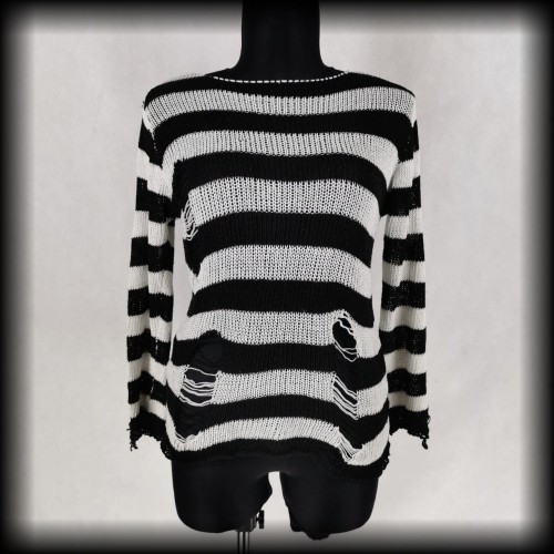 Sweter goth punk L sok z żuka destroy.jpg