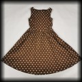 Sukienka Retro Lindy Bop S brązowa w groszki6.jpg