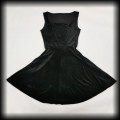 Sukienka welurowa mini S goth6.jpg