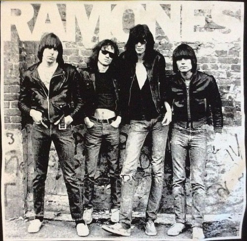 Ekran Ramones foto.jpg