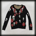 Sweterek Banned L czaszki i róże4.jpg