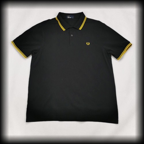 Polo Fred Perry XL czarne z żółtą lamówką.jpg
