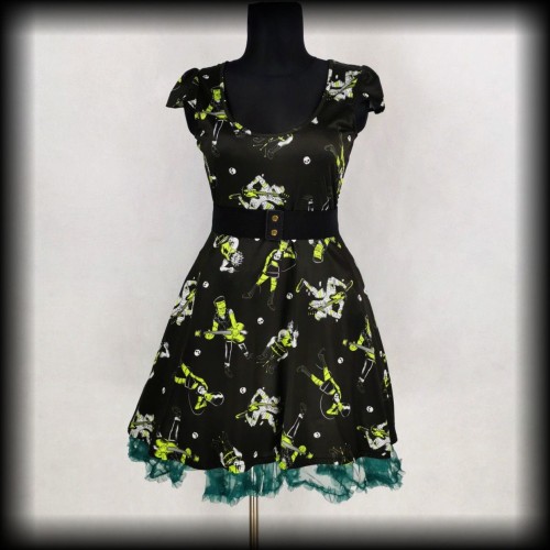 Sukienka Pin Up Sourpuss XL Psychobilly Band.jpg
