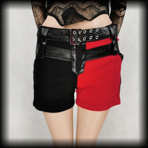 Spodenki Heartless S Punk Gothic czerwono czarne.jpg