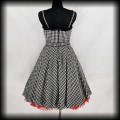 Sukienka Pin Up kratka vichy ML czarno biała5.jpg
