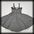 Sukienka Pin Up kratka vichy ML czarno biała9.jpg