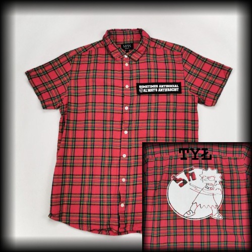 Koszula Antifascist ML DIY czerwona w kratę.jpg