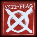 Naszywka ANTI FLAG kolory red.jpg