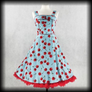 Sukienka Pin Up S błękitna w wisienki 