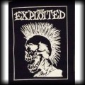 Naszywka The Exploited czacha kolory black.jpg