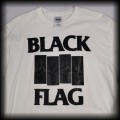 Longsleeve Black Flag M biały powystawowy2.jpg