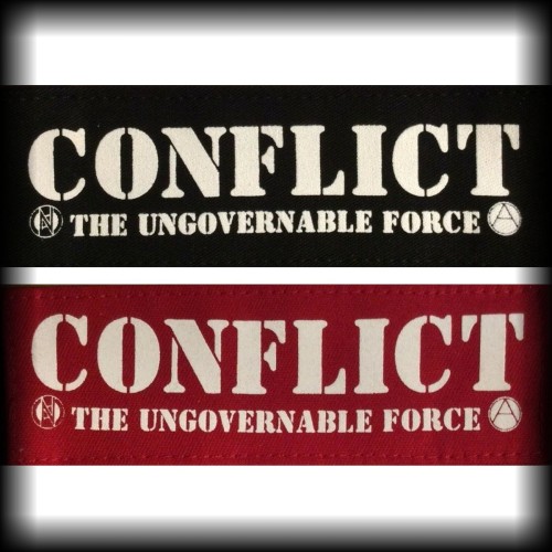 Naszywka Conflict Ungovernable kolory.jpg