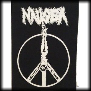 Naszywka Nausea Cross (04)