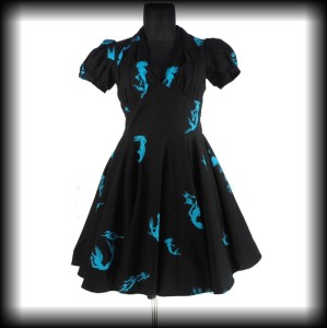 Sukienka Retro L Necessary Evil w syreny