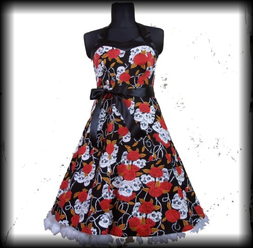 Sukienka w czachy i róże r.L