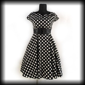 Sukienka Retro 3XL rozkloszowana w grochy