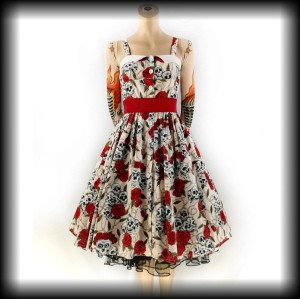 Sukienka Pin Up w czaszki i róże M/L Black Roses beżowa