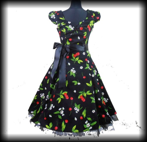 Sukienka Pin Up Hearts &amp; Roses r.S wisienki z rękawkami