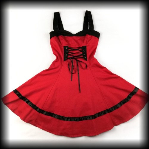 Sukienka H&amp;R XS czerwona gorsetowa Pin Up Gothic.jpg