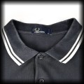 Polo Fred Perry XL granatowe z białą lamówką3.jpg