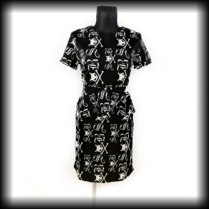 Sukienka z baskinką w kocie czaszki XXL