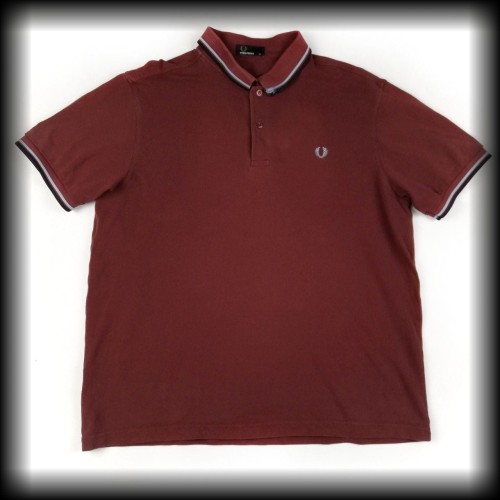 Polo Fred Perry XL bordowe z niebiesko granatową lamówką.jpg