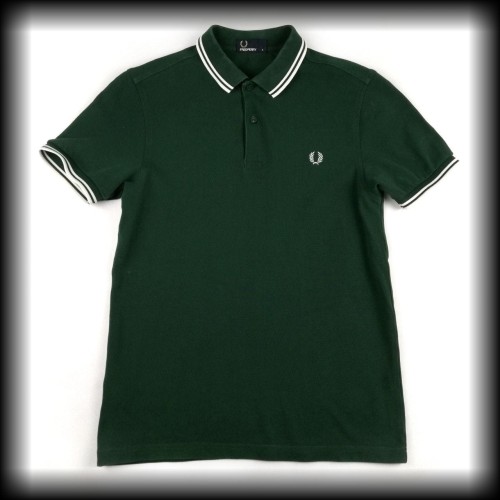 Polo Fred Perry S zielone z białą lamówką.jpg