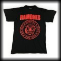 Koszulka Ramones S czerwone logo.jpg