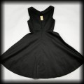 Sukienka Retro Lindy Bop M czarna rozkloszowana NOWA9.jpg