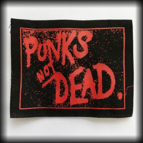 Naszywka Punks Not Dead.jpg