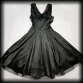 Sukienka Pin Up Hearts &amp; Roses XS czarna satynowa5.jpg