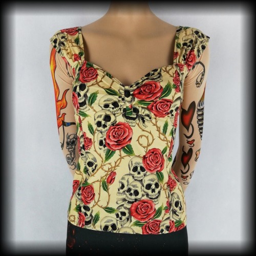 Bluzka czaszki i róże S beżowa.jpg