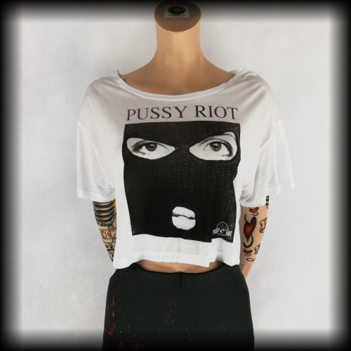 Koszulka Pussy Riot oversize biała NOWA.jpg
