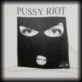 Koszulka Pussy Riot oversize biała NOWA4.jpg