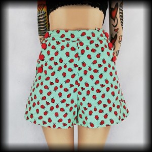 Spodenki Pin Up Voodoo Vixen M biedronki